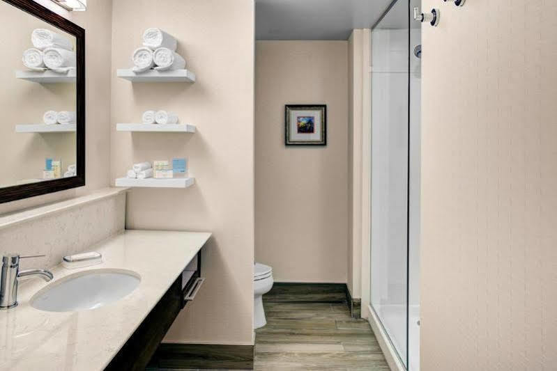 Hampton Inn & Suites By Hilton Atlanta Perimeter Dunwoody Bagian luar foto
