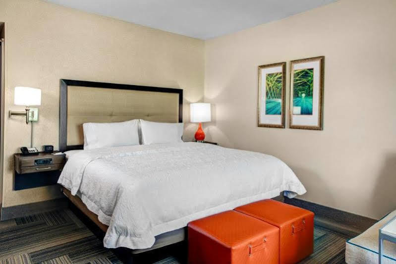 Hampton Inn & Suites By Hilton Atlanta Perimeter Dunwoody Bagian luar foto