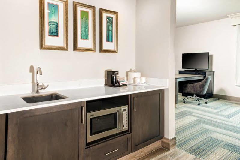 Hampton Inn & Suites By Hilton Atlanta Perimeter Dunwoody Bagian luar foto